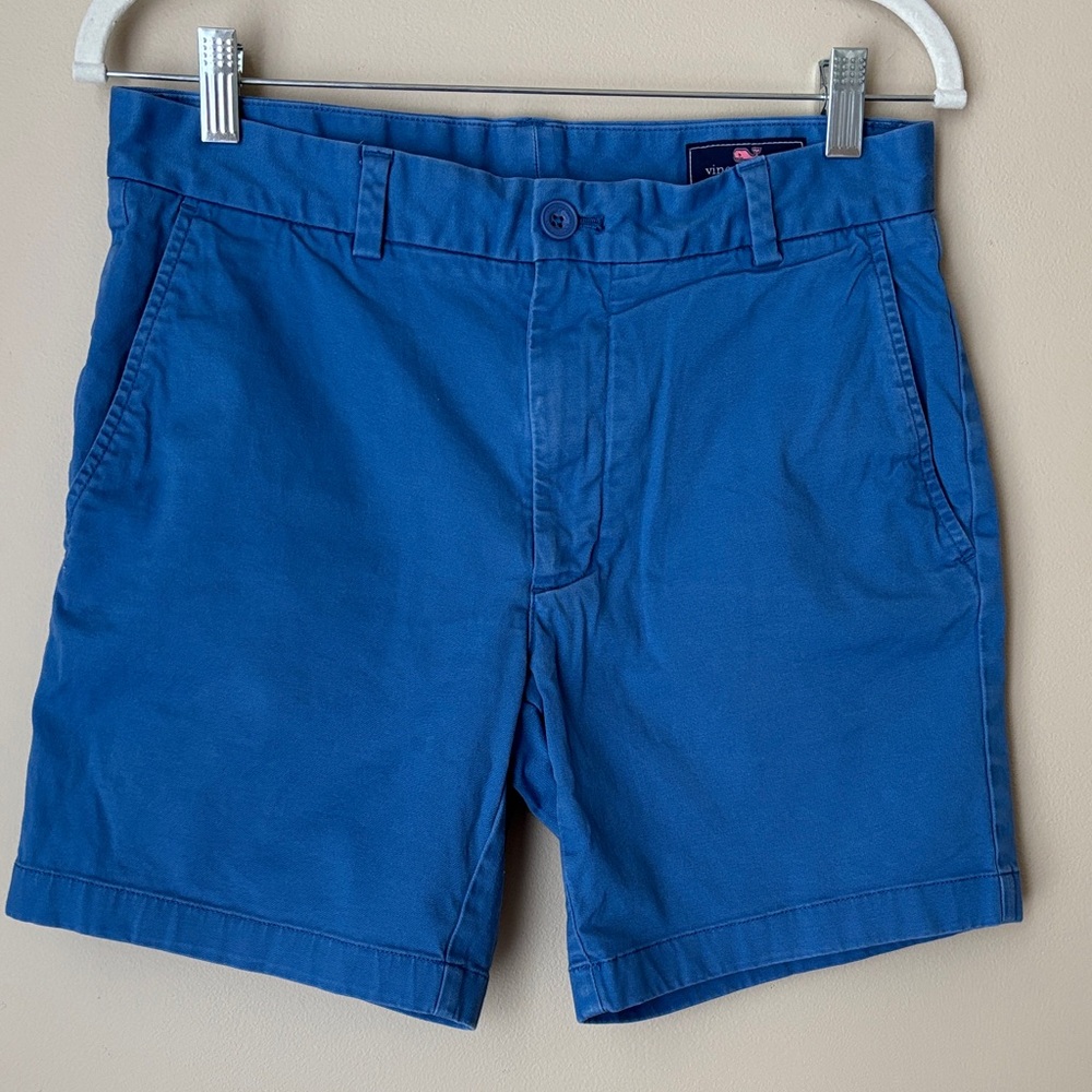 Vineyard Vines Men's Shorts Flat Front Size 30 Blue Flat Front